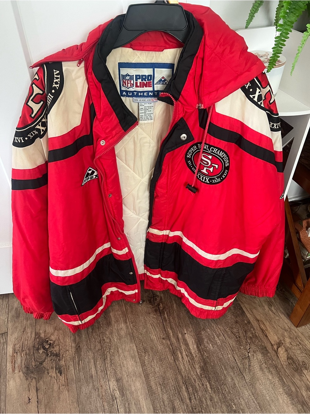 Vintage Pro Line NFL San Francisco 49ers Red & Black Men’s Hooded Jacket
